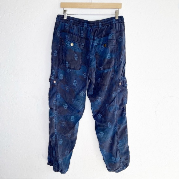 Anthropologie Pull On Floral Joggers - Picture 2 of 6